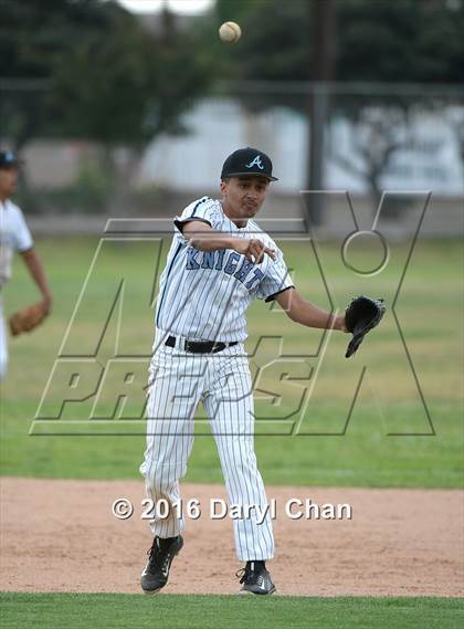 Thumbnail 1 in Arroyo @ Rosemead photogallery.