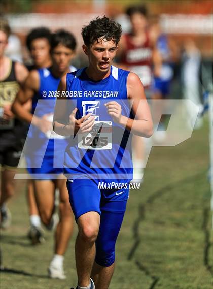 Thumbnail 2 in UIL 1A Boys Cross Country State Final photogallery.