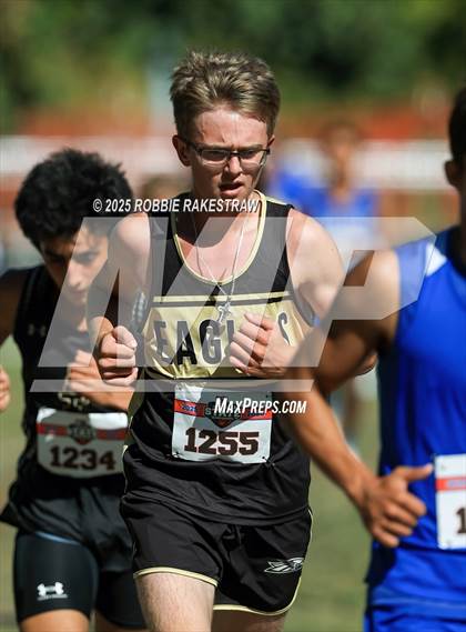 Thumbnail 1 in UIL 1A Boys Cross Country State Final photogallery.