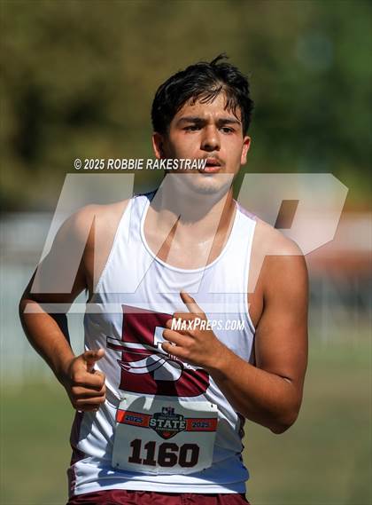 Thumbnail 1 in UIL 1A Boys Cross Country State Final photogallery.