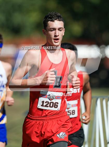 Thumbnail 2 in UIL 1A Boys Cross Country State Final photogallery.