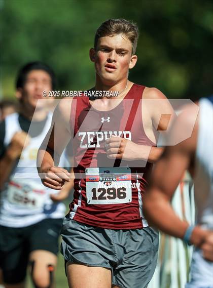 Thumbnail 1 in UIL 1A Boys Cross Country State Final photogallery.