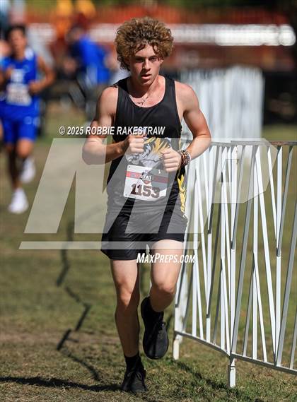 Thumbnail 1 in UIL 1A Boys Cross Country State Final photogallery.