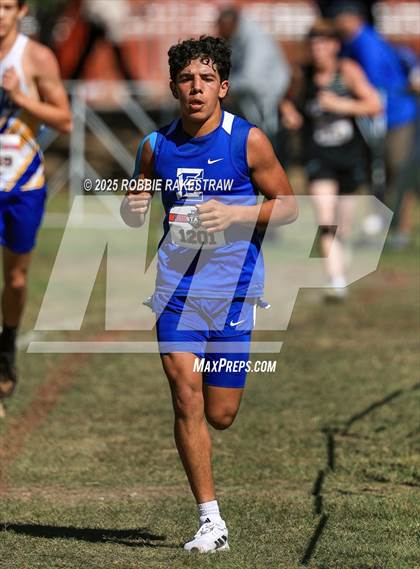 Thumbnail 3 in UIL 1A Boys Cross Country State Final photogallery.