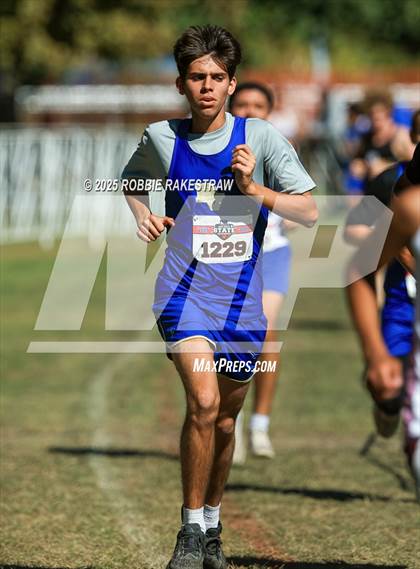 Thumbnail 1 in UIL 1A Boys Cross Country State Final photogallery.