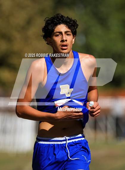 Thumbnail 2 in UIL 1A Boys Cross Country State Final photogallery.