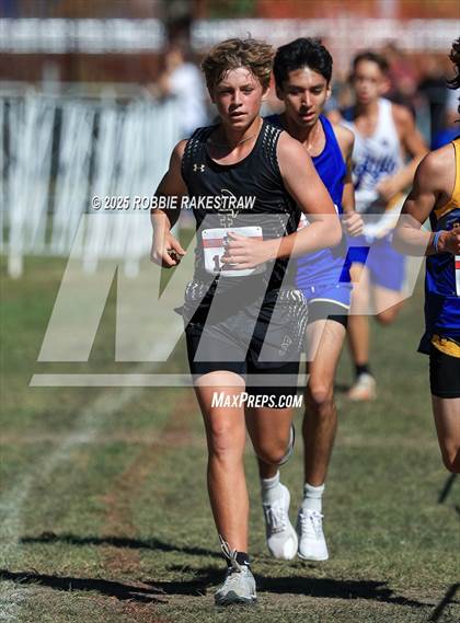 Thumbnail 1 in UIL 1A Boys Cross Country State Final photogallery.