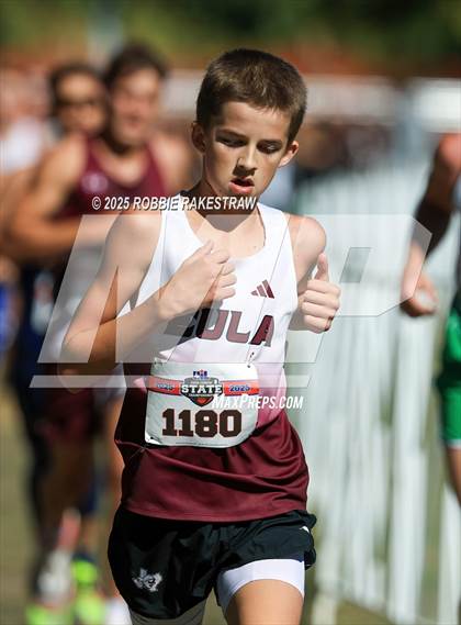 Thumbnail 3 in UIL 1A Boys Cross Country State Final photogallery.