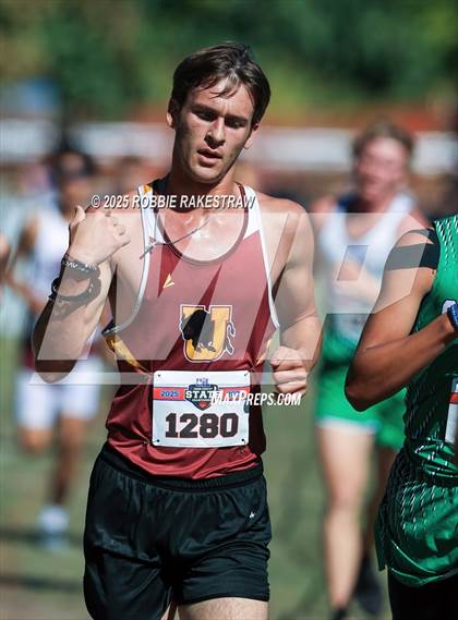 Thumbnail 3 in UIL 1A Boys Cross Country State Final photogallery.