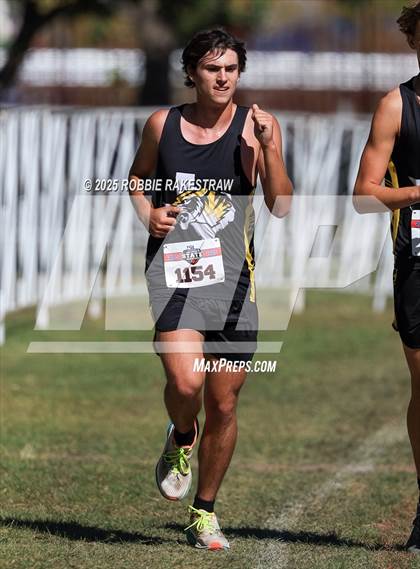 Thumbnail 1 in UIL 1A Boys Cross Country State Final photogallery.