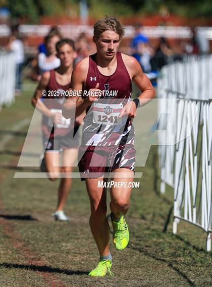 Thumbnail 1 in UIL 1A Boys Cross Country State Final photogallery.
