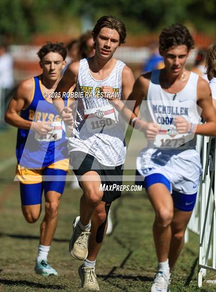 Thumbnail 3 in UIL 1A Boys Cross Country State Final photogallery.