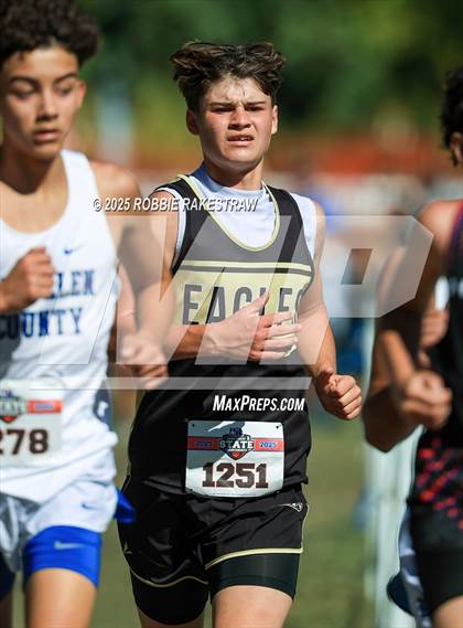 Thumbnail 2 in UIL 1A Boys Cross Country State Final photogallery.