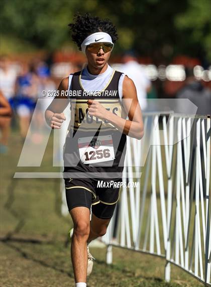 Thumbnail 1 in UIL 1A Boys Cross Country State Final photogallery.