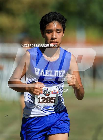 Thumbnail 3 in UIL 1A Boys Cross Country State Final photogallery.