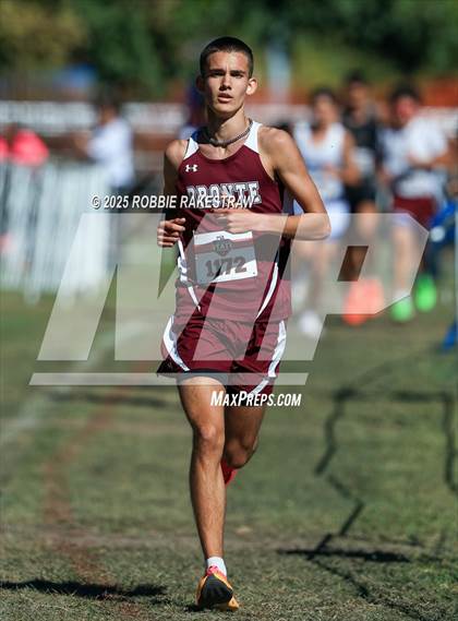 Thumbnail 3 in UIL 1A Boys Cross Country State Final photogallery.
