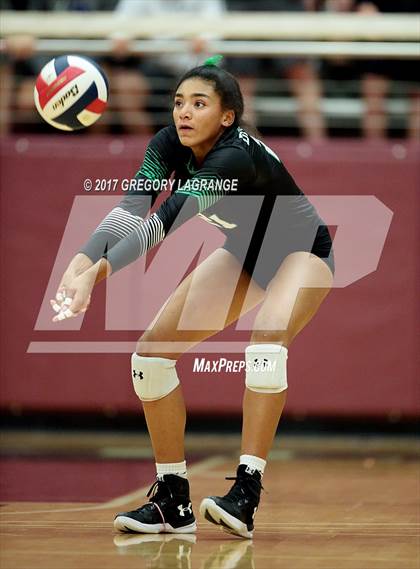 Thumbnail 1 in Carroll vs Byron Nelson photogallery.