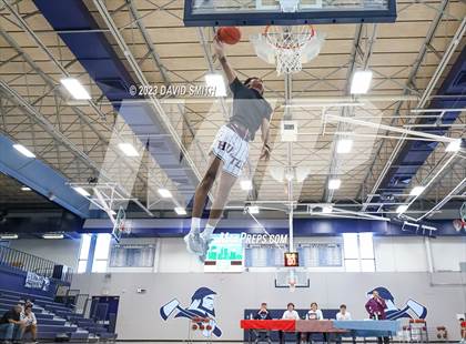 Thumbnail 1 in Metro Sports KC All-Star Game Dunk Contest photogallery.