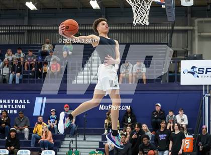Thumbnail 1 in Metro Sports KC All-Star Game Dunk Contest photogallery.