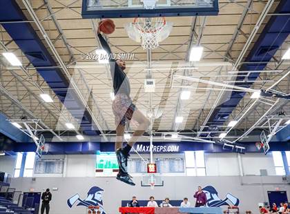 Thumbnail 3 in Metro Sports KC All-Star Game Dunk Contest photogallery.