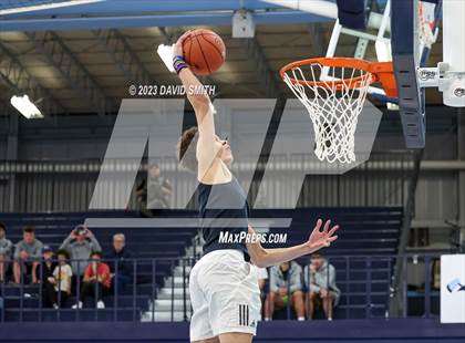 Thumbnail 2 in Metro Sports KC All-Star Game Dunk Contest photogallery.