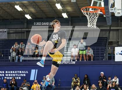 Thumbnail 1 in Metro Sports KC All-Star Game Dunk Contest photogallery.