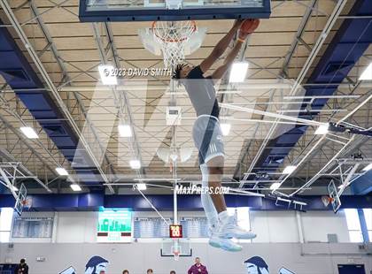 Thumbnail 3 in Metro Sports KC All-Star Game Dunk Contest photogallery.
