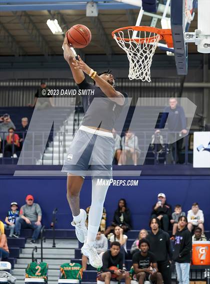 Thumbnail 1 in Metro Sports KC All-Star Game Dunk Contest photogallery.