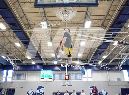 Thumbnail 2 in Metro Sports KC All-Star Game Dunk Contest photogallery.