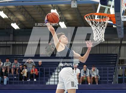 Thumbnail 3 in Metro Sports KC All-Star Game Dunk Contest photogallery.