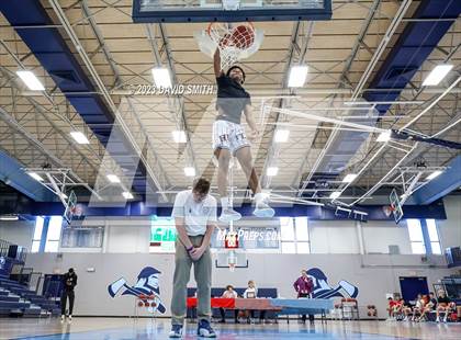 Thumbnail 1 in Metro Sports KC All-Star Game Dunk Contest photogallery.
