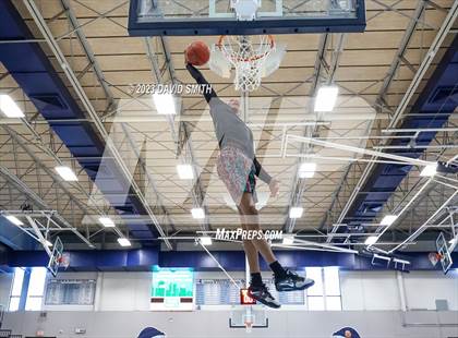 Thumbnail 1 in Metro Sports KC All-Star Game Dunk Contest photogallery.