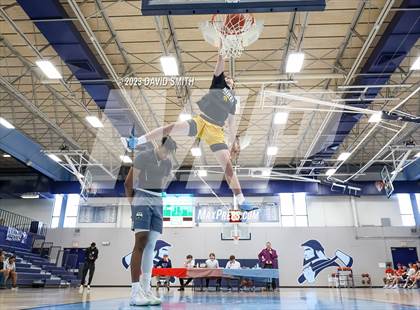 Thumbnail 1 in Metro Sports KC All-Star Game Dunk Contest photogallery.