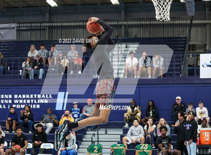 Thumbnail 3 in Metro Sports KC All-Star Game Dunk Contest photogallery.