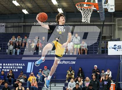 Thumbnail 3 in Metro Sports KC All-Star Game Dunk Contest photogallery.