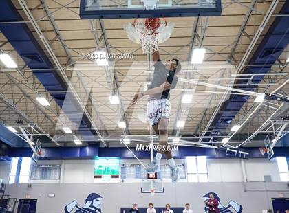 Thumbnail 2 in Metro Sports KC All-Star Game Dunk Contest photogallery.