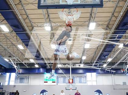Thumbnail 3 in Metro Sports KC All-Star Game Dunk Contest photogallery.