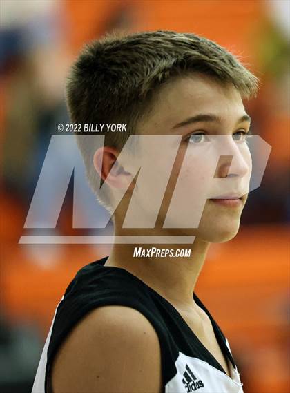 Thumbnail 1 in Grand Saline vs Canton (B-Team) photogallery.