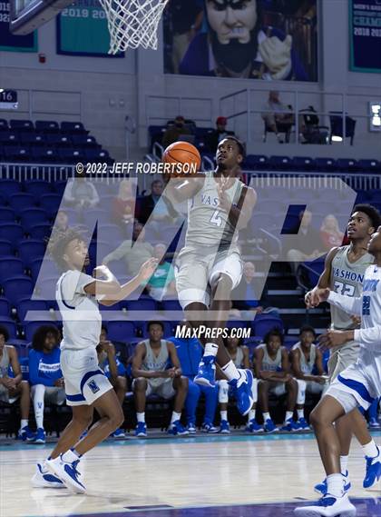 Thumbnail 2 in Vashon vs Newton (City of Palms Classic) photogallery.