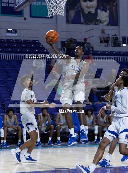 Thumbnail 2 in Vashon vs Newton (City of Palms Classic) photogallery.