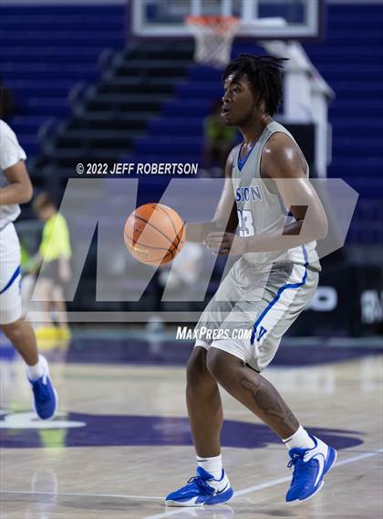 Thumbnail 1 in Vashon vs Newton (City of Palms Classic) photogallery.