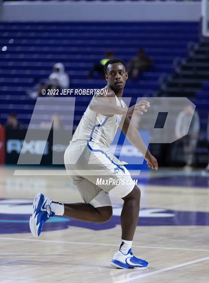 Thumbnail 3 in Vashon vs Newton (City of Palms Classic) photogallery.