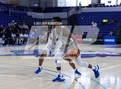 Thumbnail 2 in Vashon vs Newton (City of Palms Classic) photogallery.