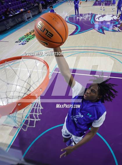 Thumbnail 2 in Vashon vs Newton (City of Palms Classic) photogallery.