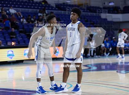 Thumbnail 3 in Vashon vs Newton (City of Palms Classic) photogallery.