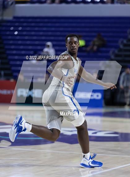 Thumbnail 2 in Vashon vs Newton (City of Palms Classic) photogallery.