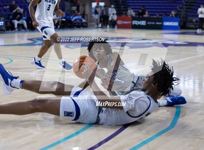 Thumbnail 3 in Vashon vs Newton (City of Palms Classic) photogallery.