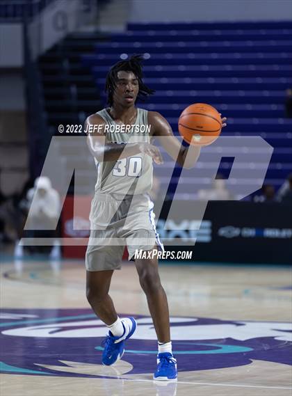 Thumbnail 2 in Vashon vs Newton (City of Palms Classic) photogallery.