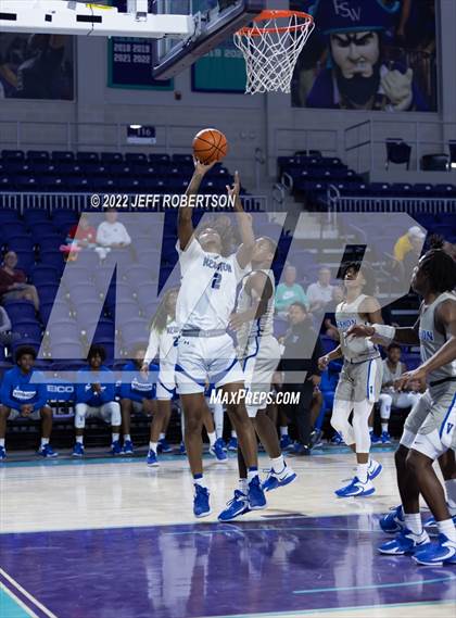 Thumbnail 2 in Vashon vs Newton (City of Palms Classic) photogallery.