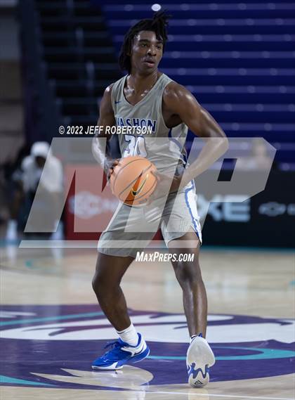 Thumbnail 1 in Vashon vs Newton (City of Palms Classic) photogallery.